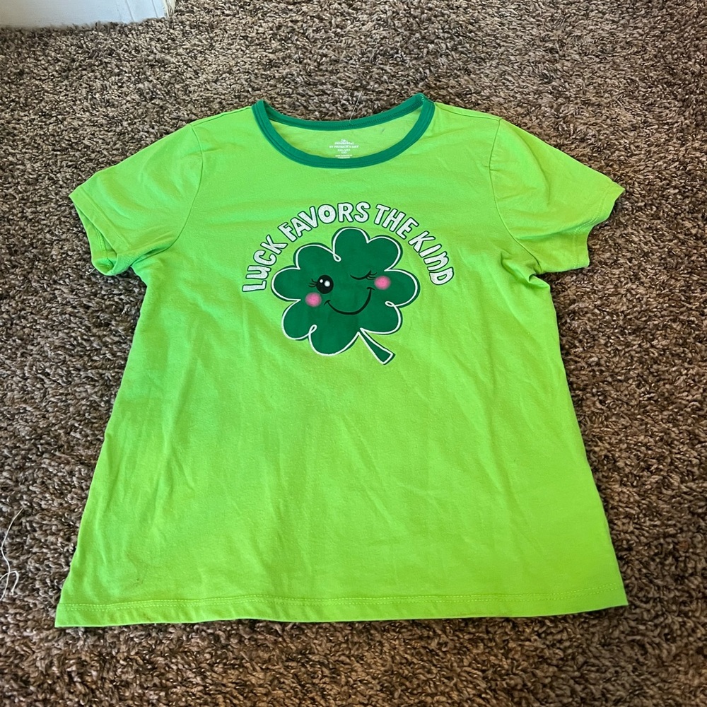 Lucky tee